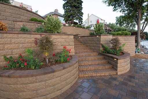 segmented retaining walls